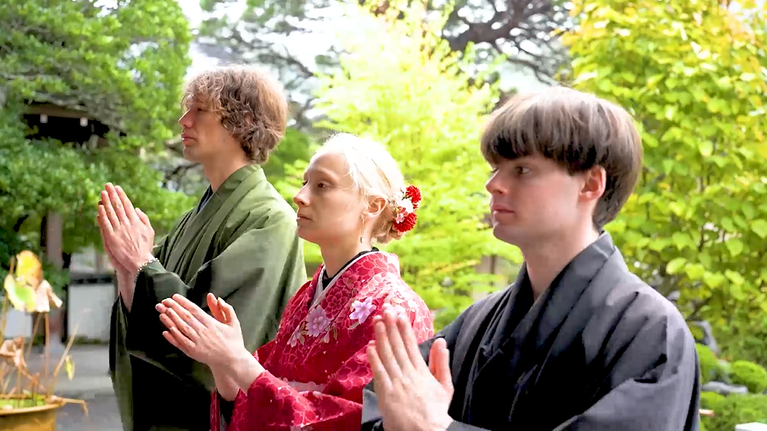 kimono